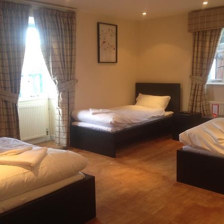 The Greyhound Cottage Chigwell Extérieur photo