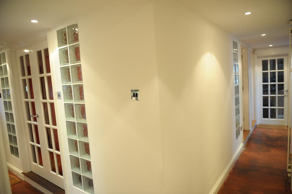 The Greyhound Cottage Chigwell Extérieur photo