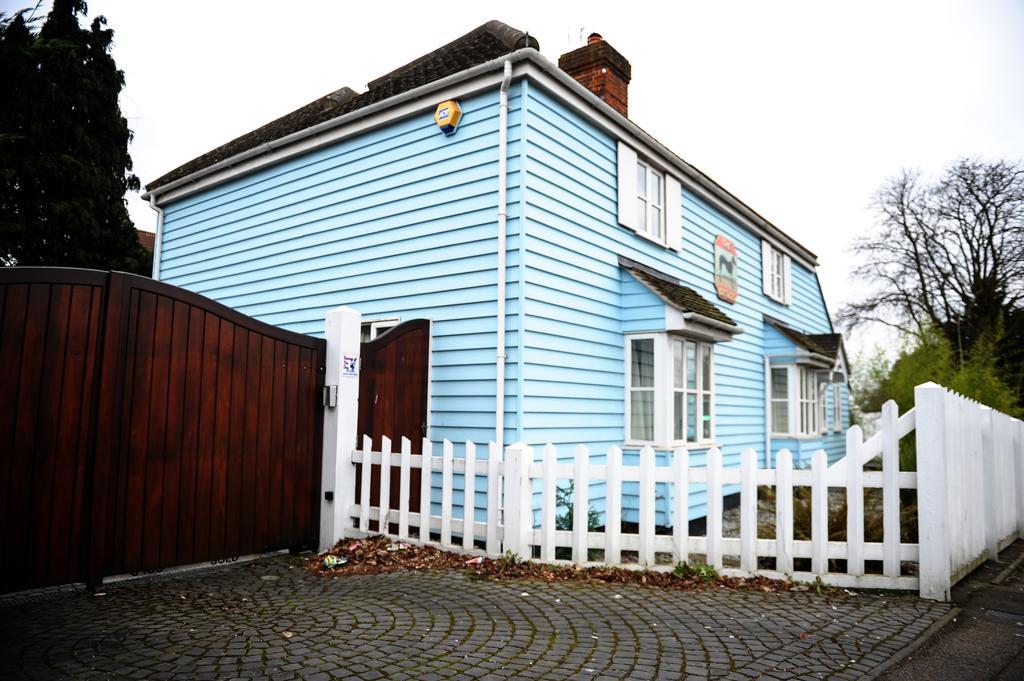 The Greyhound Cottage Chigwell Extérieur photo