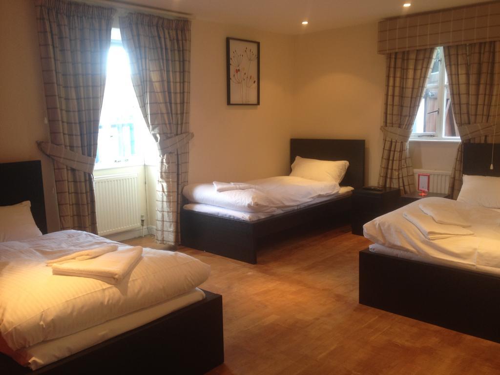 The Greyhound Cottage Chigwell Extérieur photo