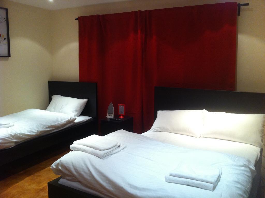 The Greyhound Cottage Chigwell Chambre photo