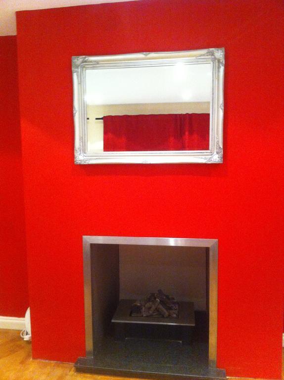 The Greyhound Cottage Chigwell Extérieur photo