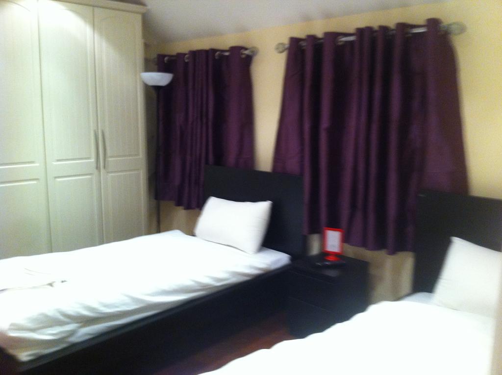 The Greyhound Cottage Chigwell Chambre photo